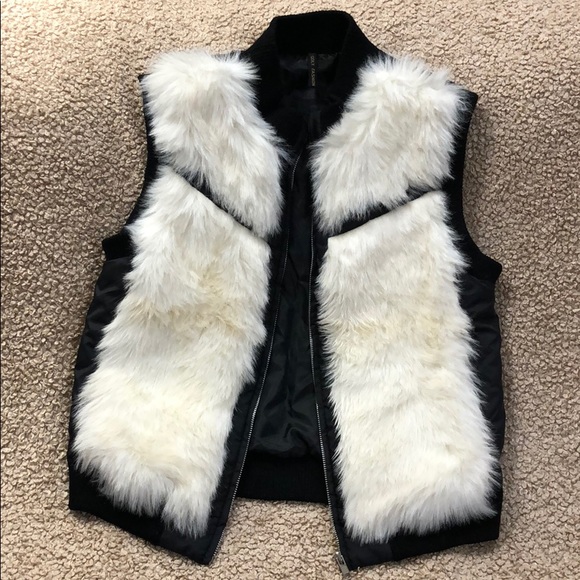 Goly Fashion Jackets & Blazers - 🏆 GOLY FASHION FAUX Fur Vest Zip, Pockets S